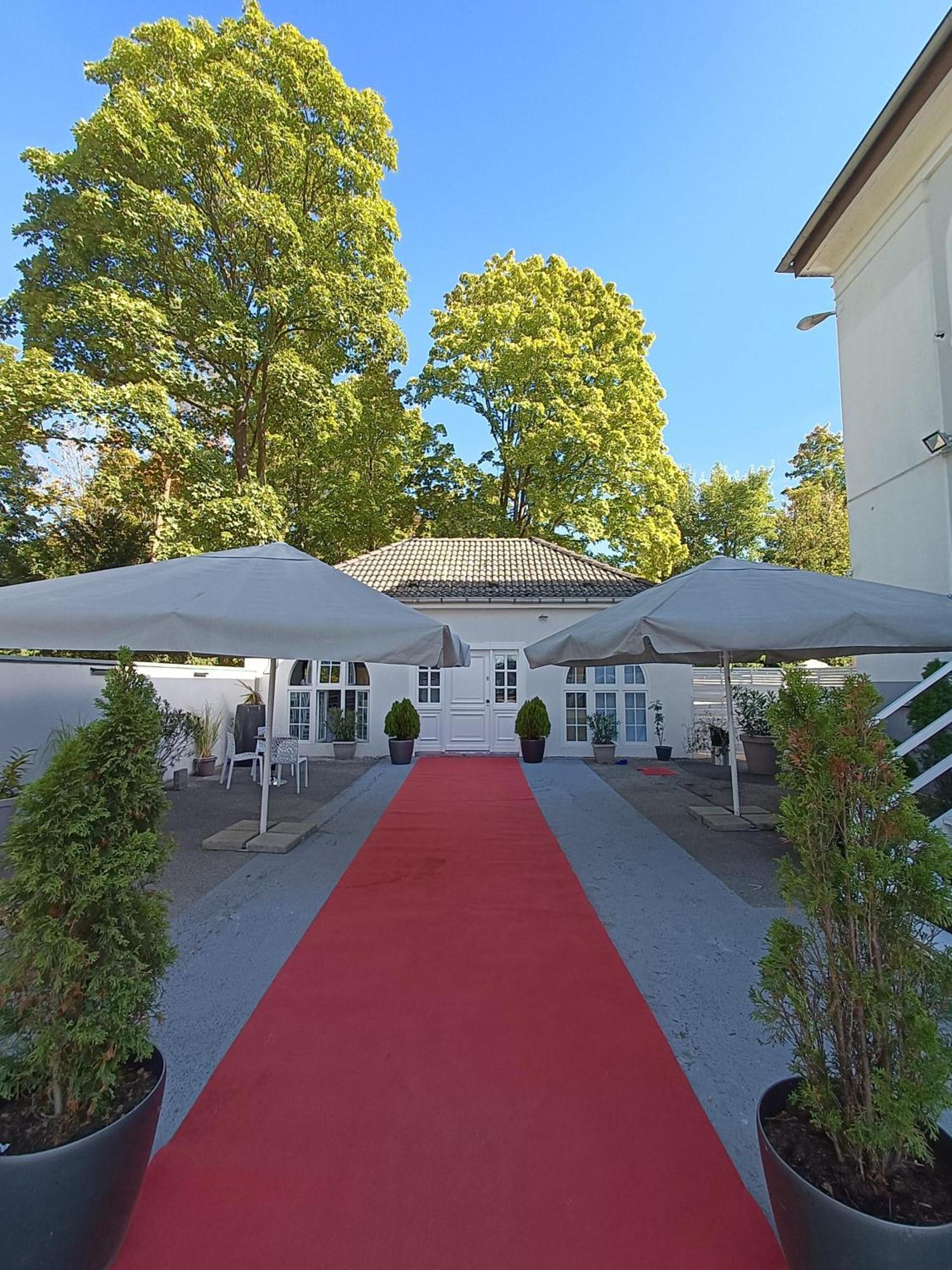 Villa Bowdy Niederzier Exterior foto